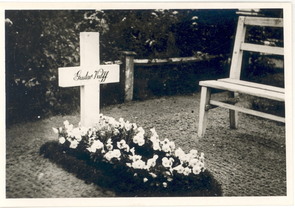 Wulff, Gustav Grave at Otepää cemetery