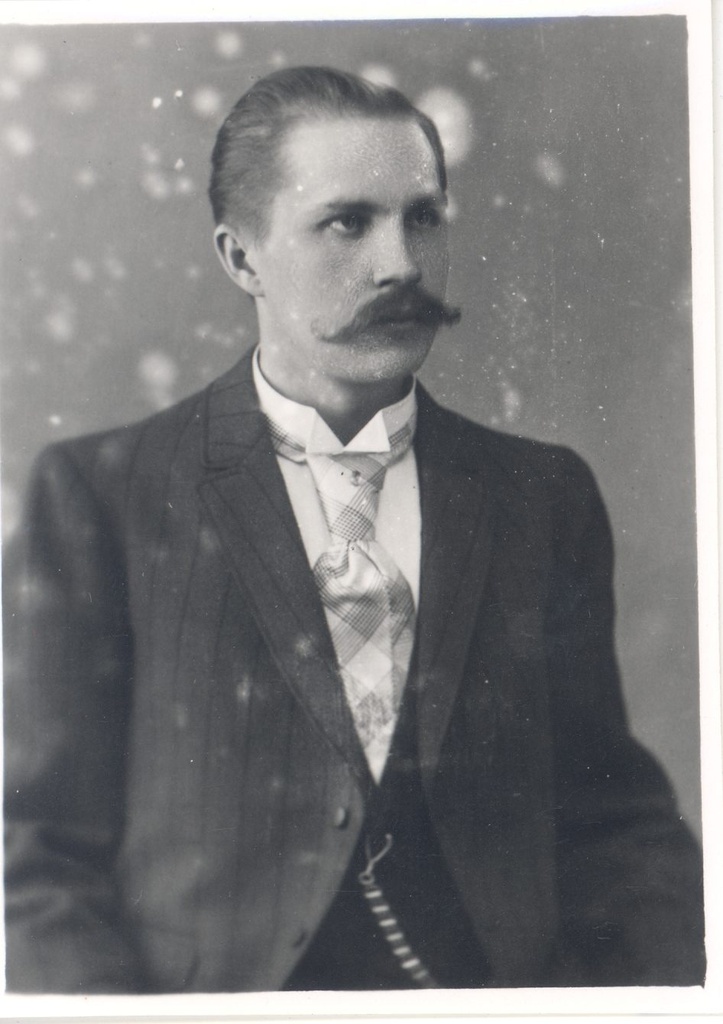 Vilde, Eduard, in 1887.