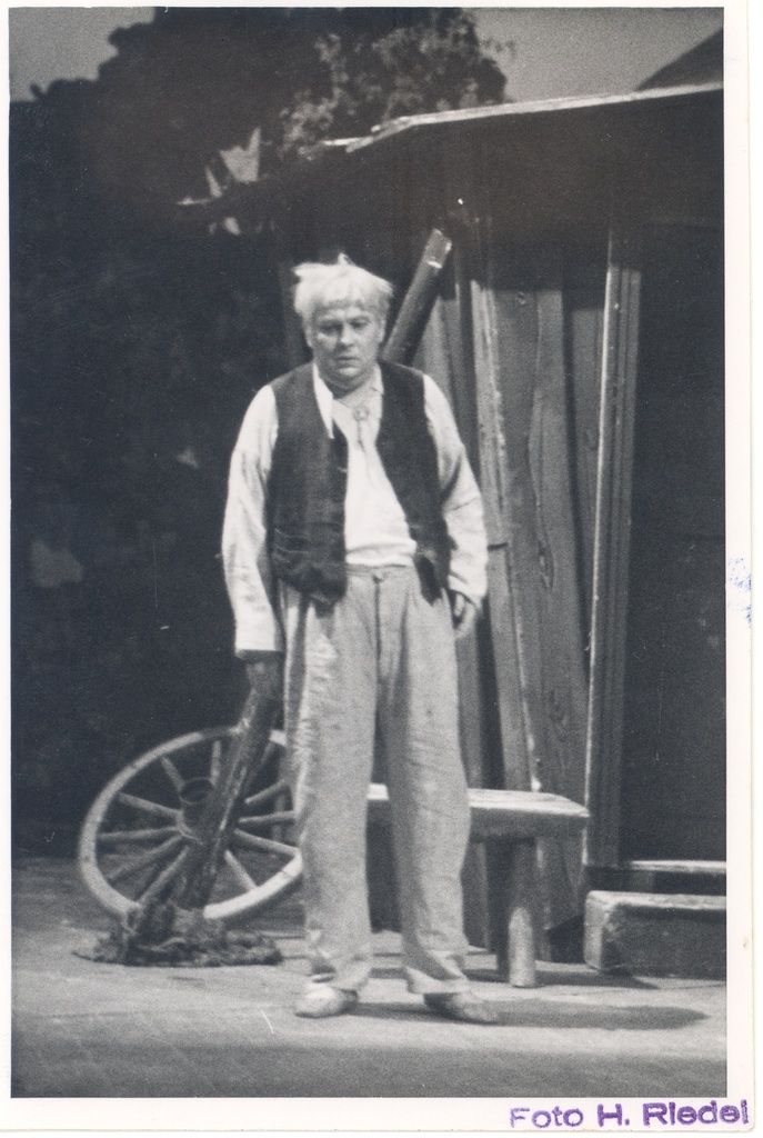 H. Raudsepp\'s "Vedelvorst" "Vanemuises" on October 19. 1939/40