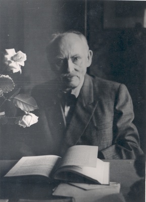 J. V. Veski, prof. 1959  duplicate photo
