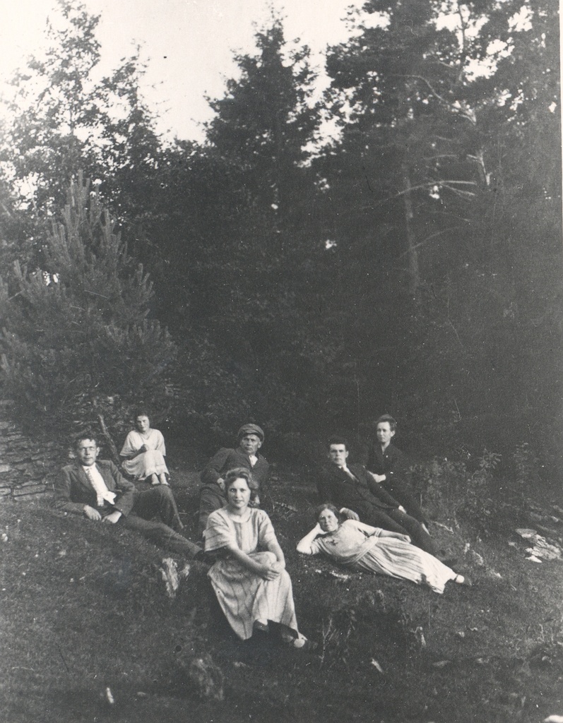 Jakob Mändmetsa family