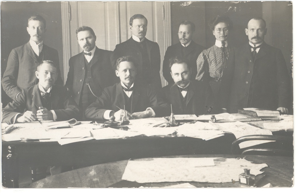 J. Veidenstrauch, G. E. Luiga, A. Hanko, A. Schnicker, A. Fiskar, J. Mändmets, Ed. Virgo, J. Vunn, J. V. Veski