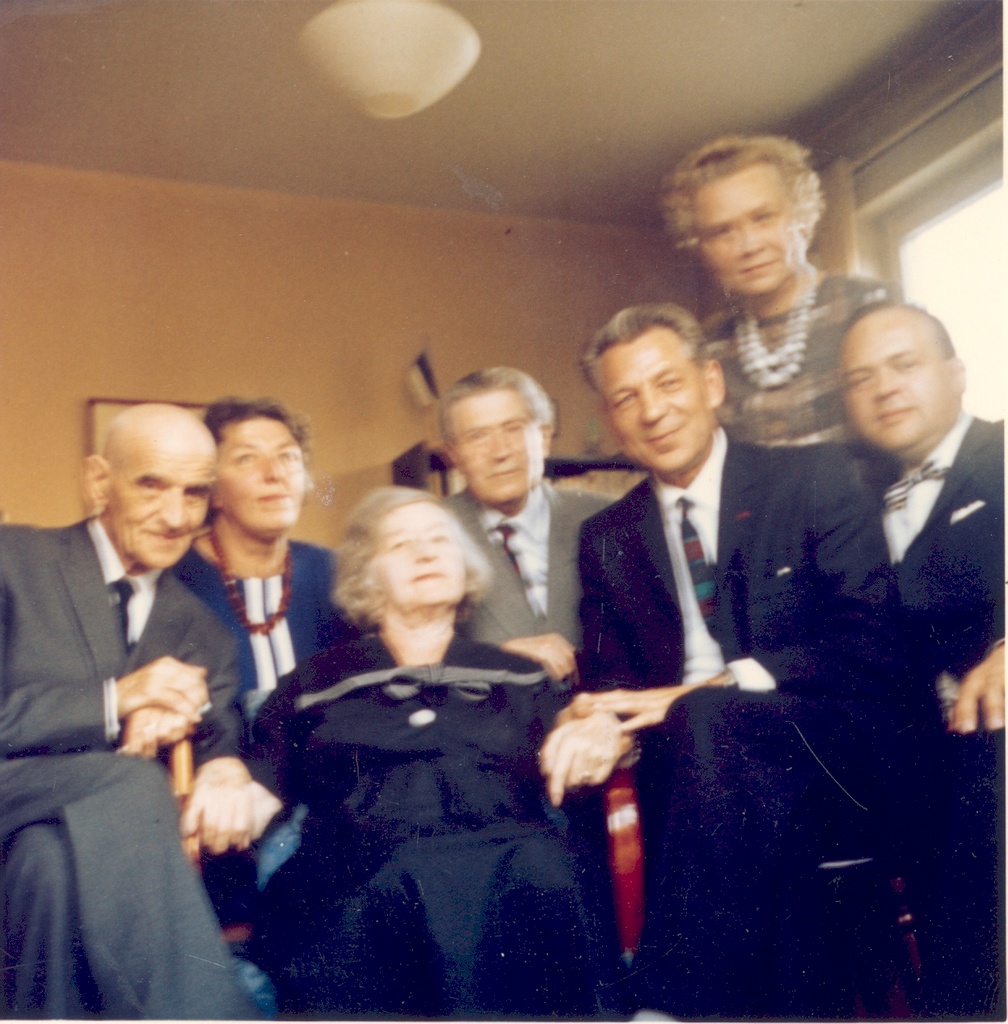 Artur Adson, Hedda Hacker, Marie Under, Johannes Aavik, Aleksander Aspel, Aleksandra Aavik 13.07.1963