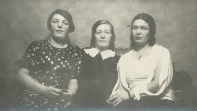 Hedda Hacker, Marie Under and Dagmar (Dagy) Hacker  similar photo