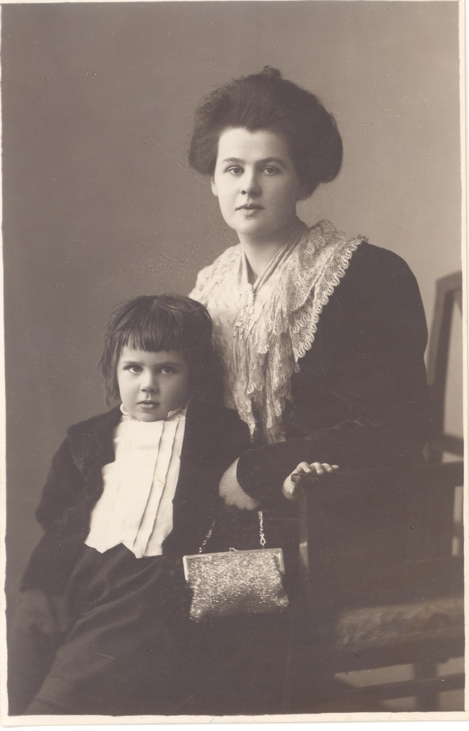 Aino Kallas son Suleviga