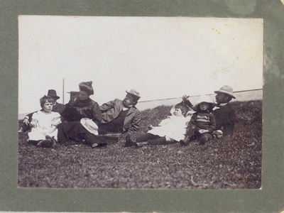 Oskar and Aino Kallas in the group picture with children  duplicate photo