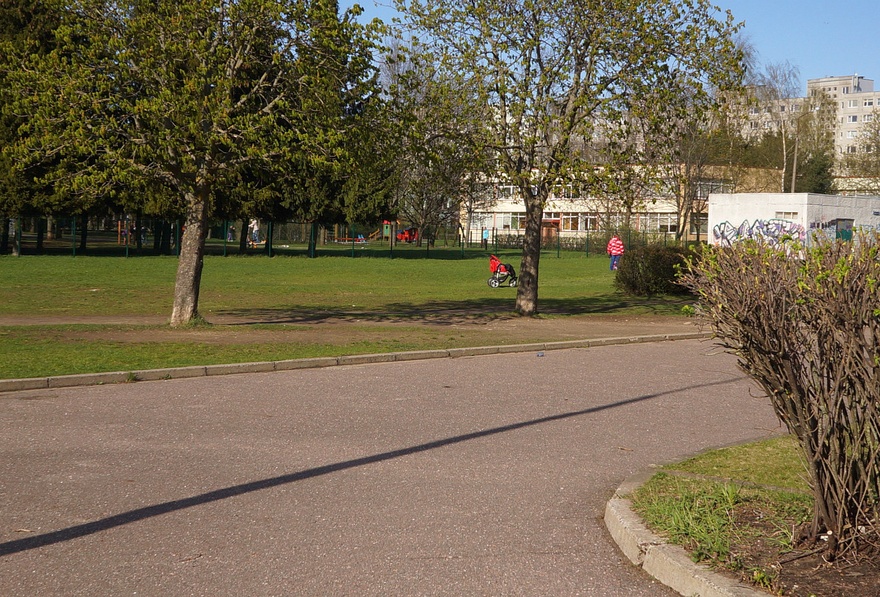 Väike-Õismäe, lasteaiad ja koolihoone, Panoraam 2-B rephoto