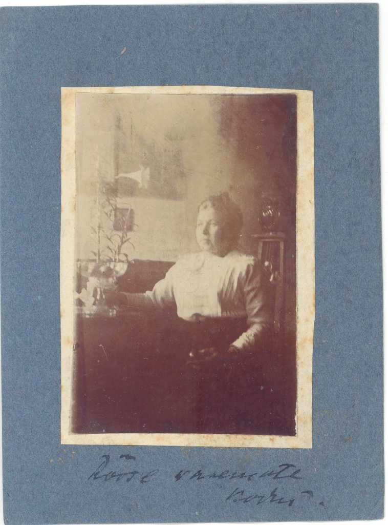 Rosalie Roosmann-Järveläinen, a. Kitzberg's sister