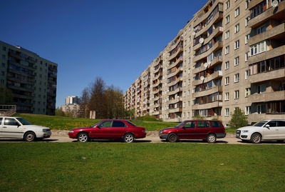 Väike- Õismäe, view of the building and the surroundings in the finishing stage rephoto