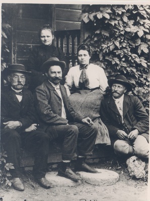 A. Kitzberg's wife, Jaan Kitzberg, the husband of m. Nõges  duplicate photo