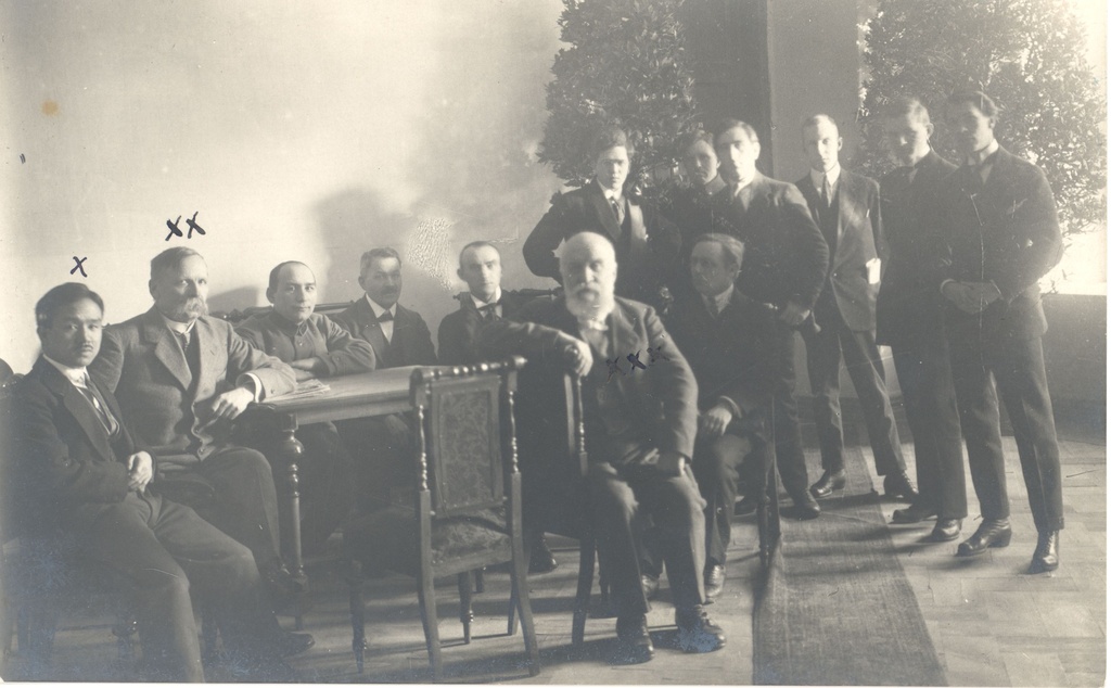 Peace conference in Tartu 2.02.1920 Vas. Second Anton Jürgenstein, sixth m. J. Eisen