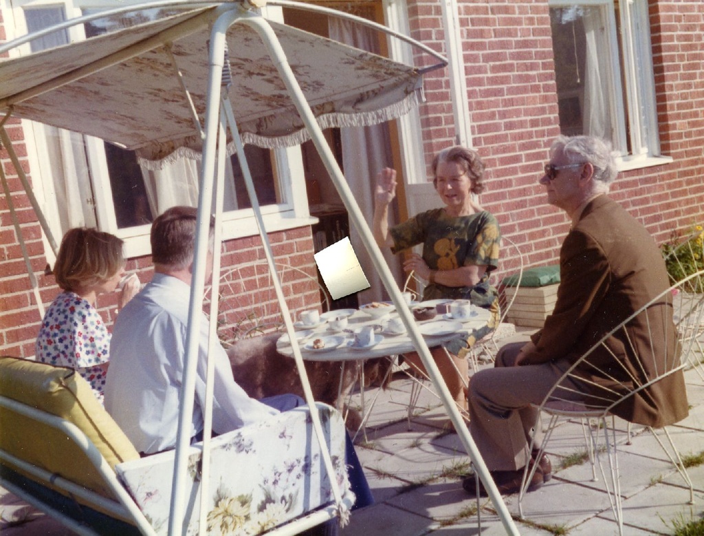 Arvo Mägi 60th birthday 1973 Karl Ristikivi and others at the coffee table