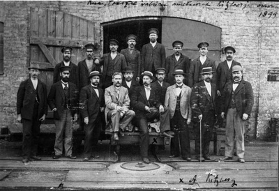 Riga "Phönixi" factory officers. Front in the middle of a. Kitzberg  duplicate photo