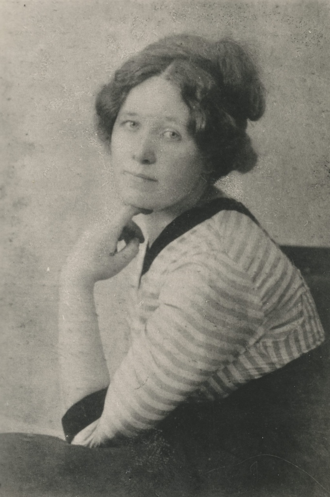 Marie Under 1912