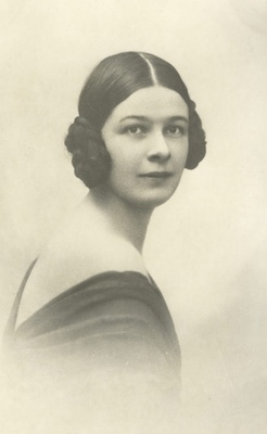 Dagmar Hacker  duplicate photo