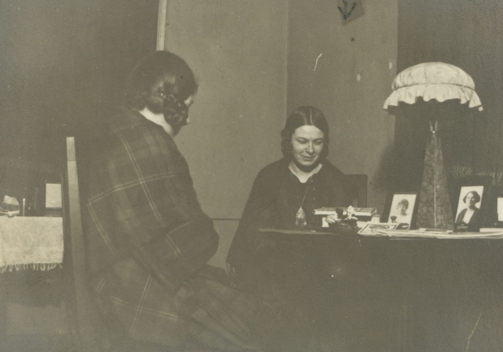 Hedda and Dagmar Hacker