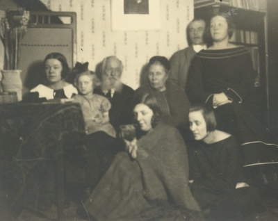 Marie Under with parents, husband, daughters and sister Berta  similar photo