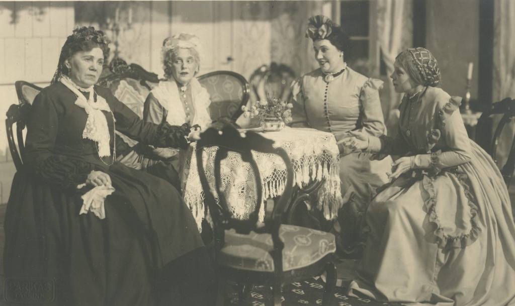 A. Adson "Lauluisa and Kirja Virgin" "Estonia" 1931