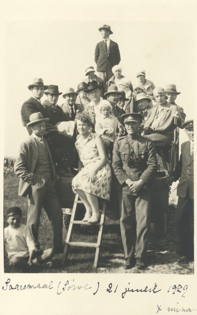 Johanna Kitzberg and others in Sõrve 21.VII 1929