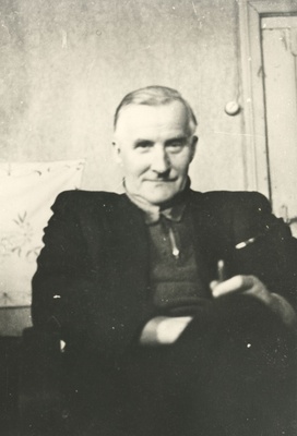 Jaan Kärner 1950  similar photo