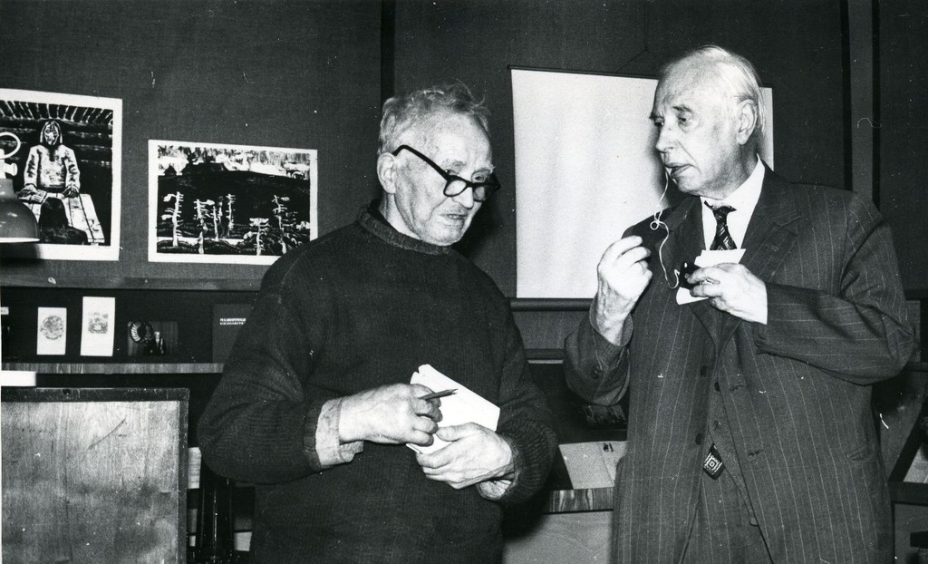 Villem Ernits and Valmar Adams XX Kreutzwald on the day of 1976 at the Literature Museum