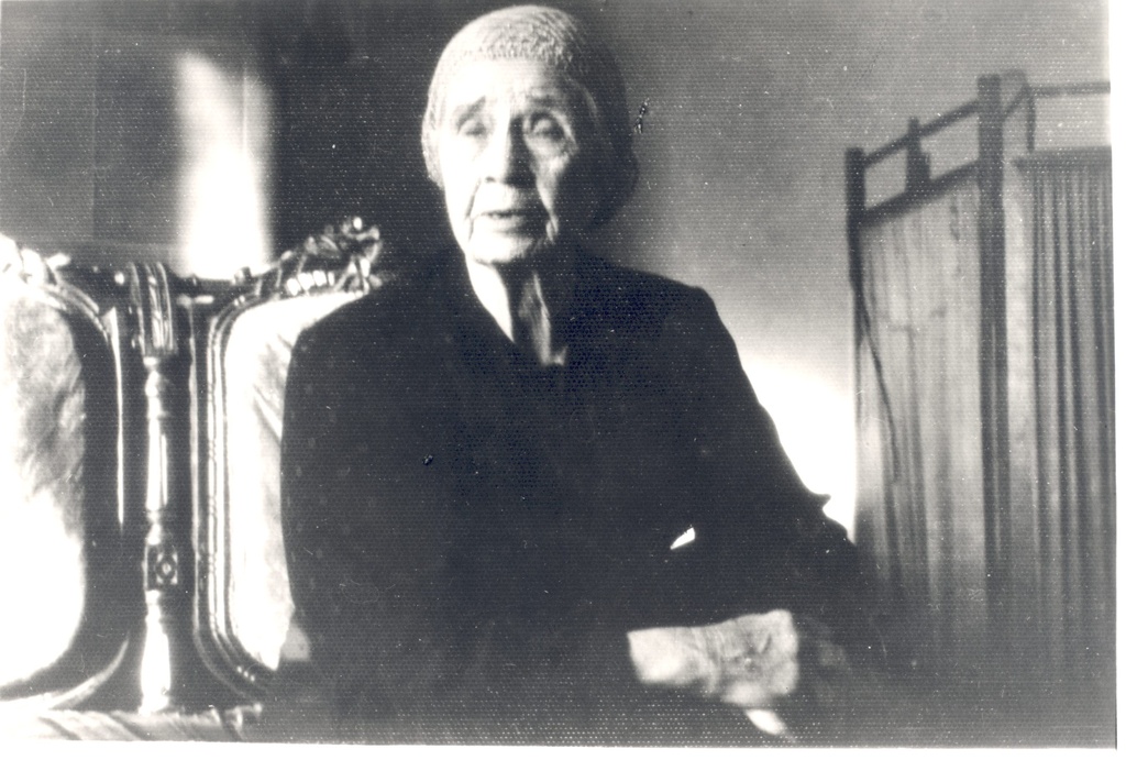 Wound, Anna at the age of 85.