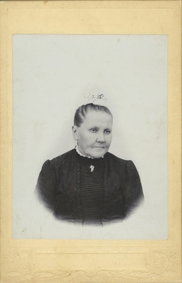Jaan Kitzberg's wife (Aug. Kitzberg's bathmate)  duplicate photo