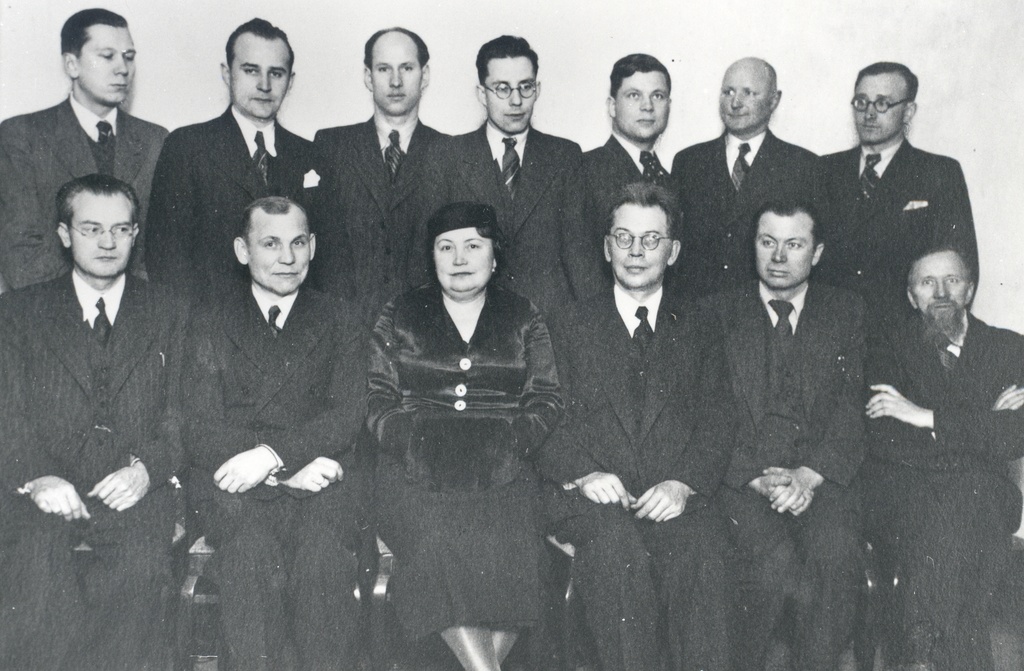 FR. Tuglas (Iv. VAS. 4) with Lithuanian writers in Kaunas on February 17th. 1938