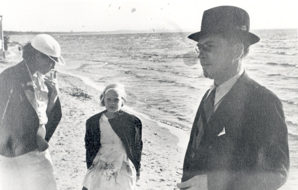 E. Tuglas, e. Eesorg, f. Tuglas Narva-Jõesuusu, 1937