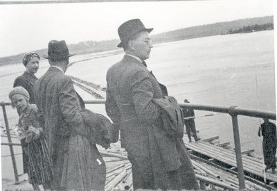E. Tuglas, e. Eesorg, p. Kurvits, f. Tuglas Punkaharju, Finland, June 1938  duplicate photo