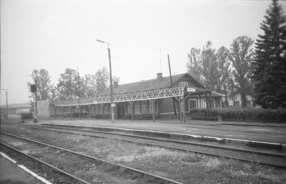 Rapla station building