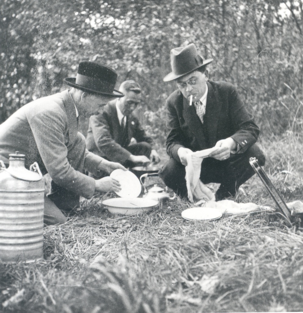 On a trip to Scandinavia and Central Europe in 1931. K. Ast-Rumor, f. Tuglas