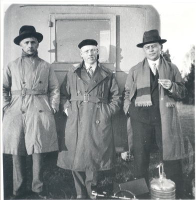 On a trip to Scandinavia and Central Europe in 1931. K. Ast-Rumor, ?, f. Tuglas  duplicate photo