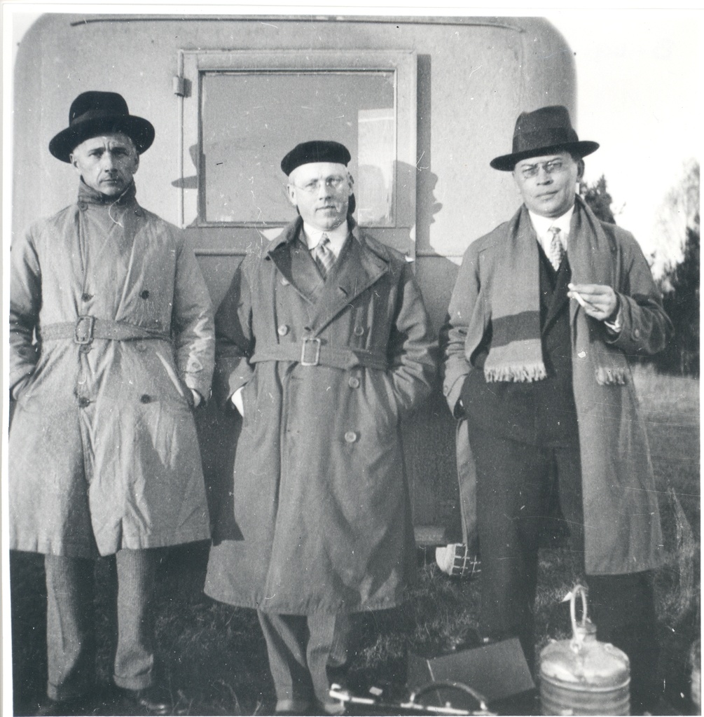 On a trip to Scandinavia and Central Europe in 1931. K. Ast-Rumor, ?, f. Tuglas