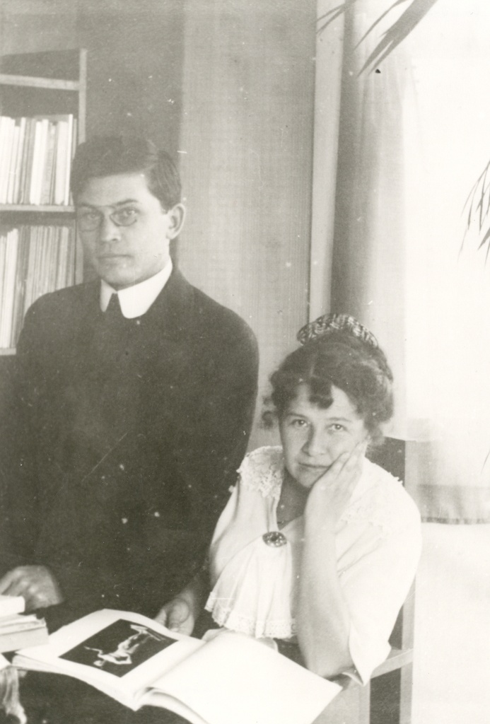 Friedebert Tuglas and Hanna-Maria Ålender Finland in 1914