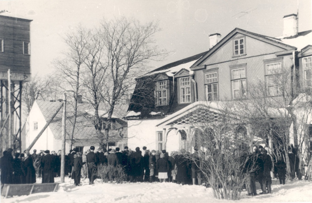 Vilde, Eduard, unveiling of the memorial plaque in Karjaküla 4.03.1960