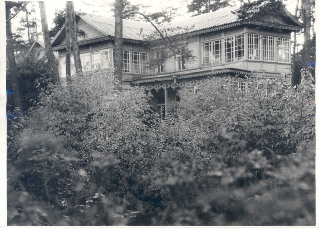 [Vilde, Eduard], residency in Narva-Jõesuus, Freedom 31, self pharmacy