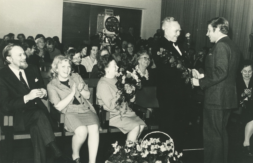 Erni Hiire Jubilee Evening 24.03.75 Writers' House. Anniversary congratulates Uno Laht