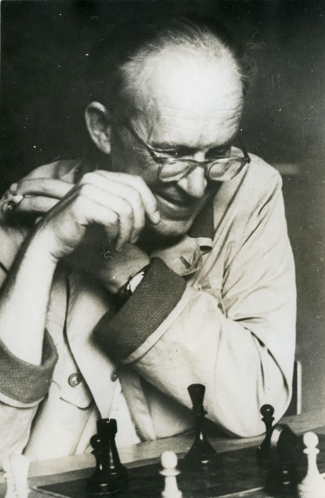 August Sang