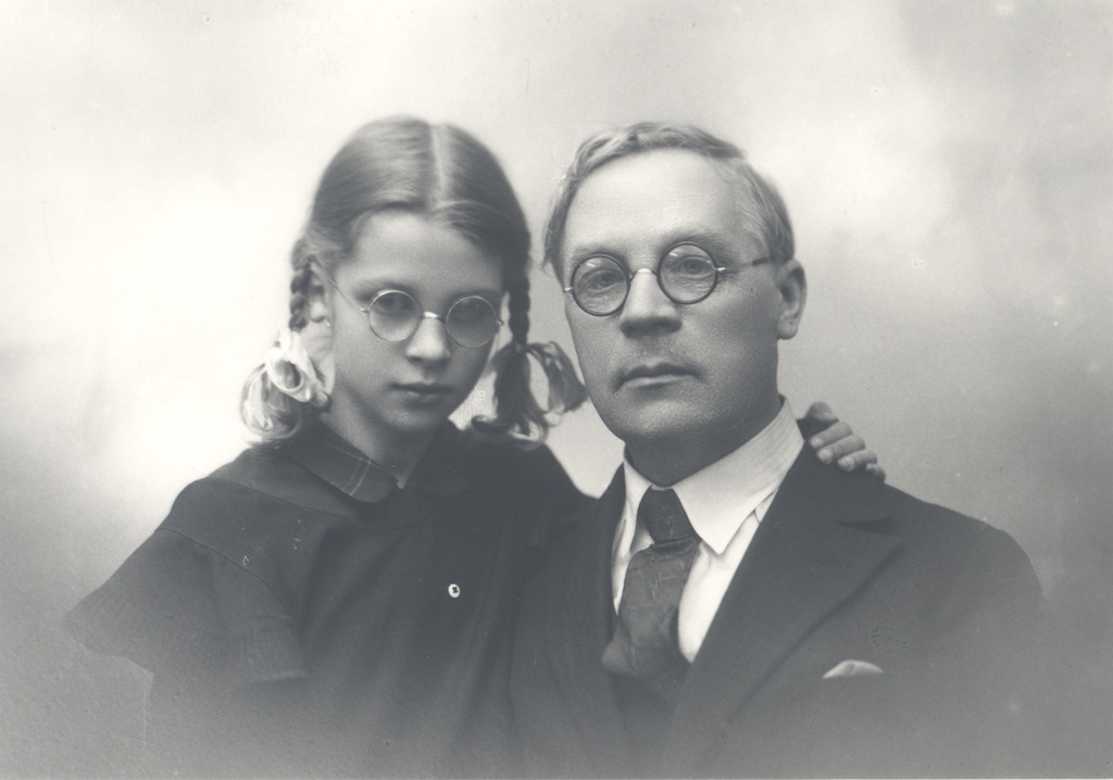 Eduard Hubel with her daughter