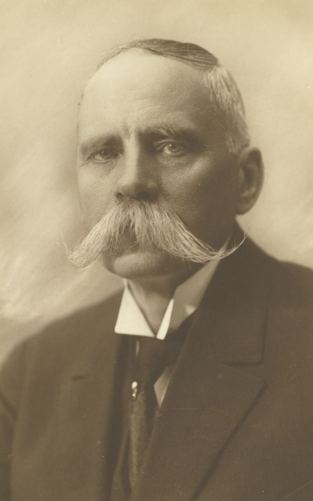 Oskar Kallas