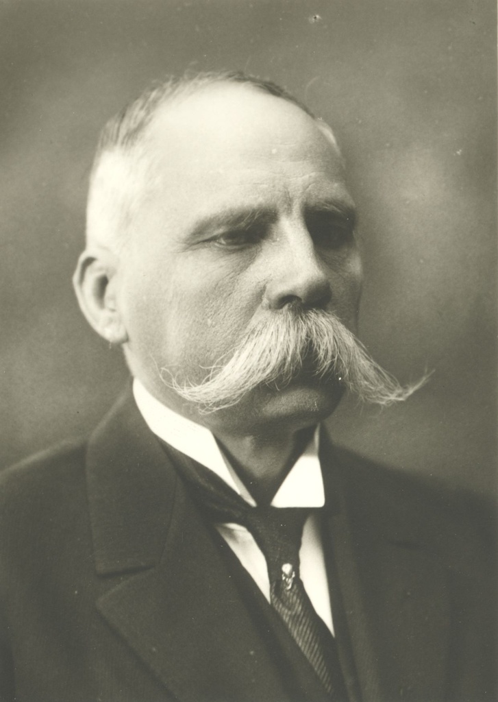 Oskar Kallas