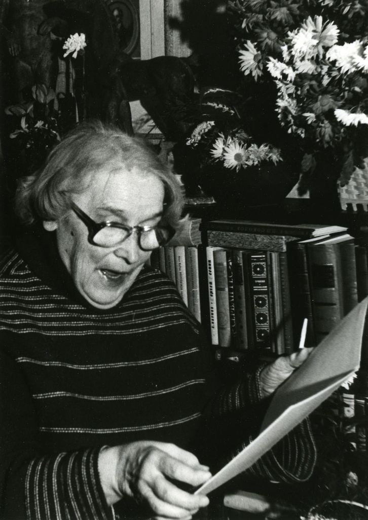 Betti Alver on his 80th anniversary on November 23, 1986.