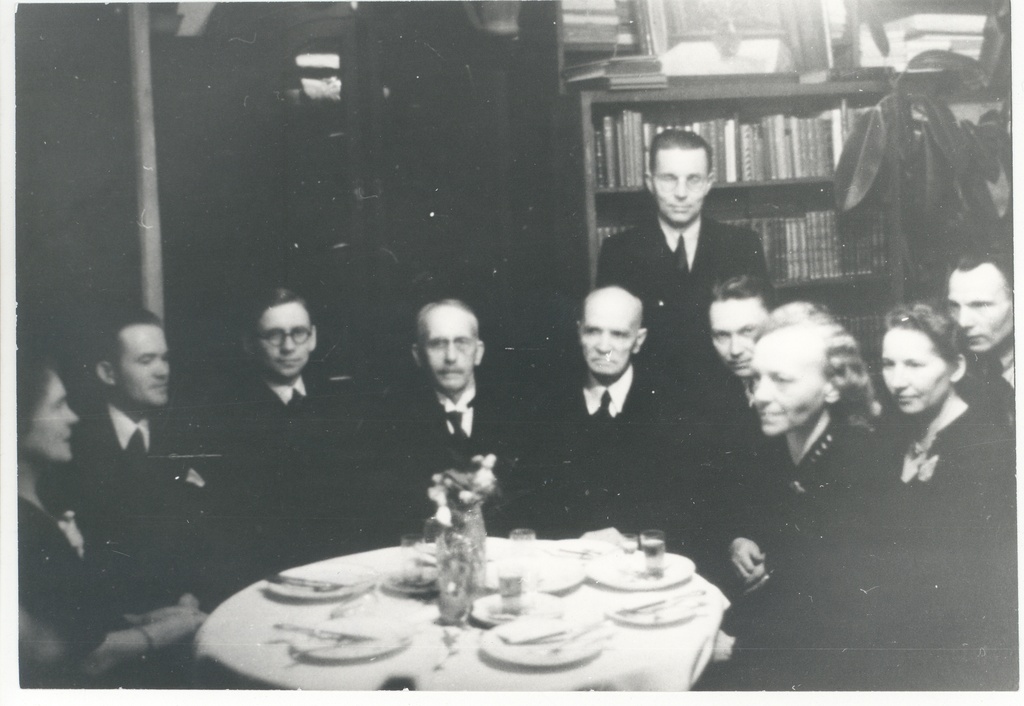 Celebration of the 60th birthday of g. Suitsu 1943.