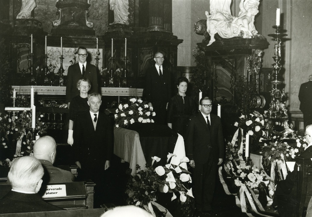 August Rei hair 20.4.1963 in Gustav Vasa Church in Stockholm. VAS. 1. Karl Ristikivi, 2. Renate Kaasik, 3. Alexander Compus, 6. Cliff Lepik