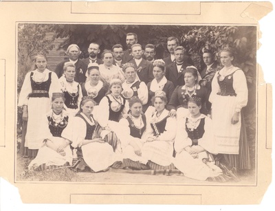 Hermann, Miina mixed cream. I row vas. : 1. S.Kann, 2.Muga, 3. F.Virro, 5. A. Goldmann, 6. E. Kallas; II row: 1. H. Kukk, 2.L.Kann, 3.Pärn, 4. Kongas, 5.Ruttik, 6.Jürgenson; rear row. : 1. D. o. Wikrhaus, 2.Kuhhi, 3.j. V. Veske, 5. J. Outstanding, 6. F. Karlson, 7. Kiis.  duplicate photo