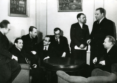 Estonian Soviet writers from the I Congress in Tallinn in 1946 e. Päll etc.  duplicate photo