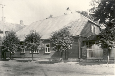 FR. R. Kreutzwald Memorial Museum in Võrus (House)  similar photo