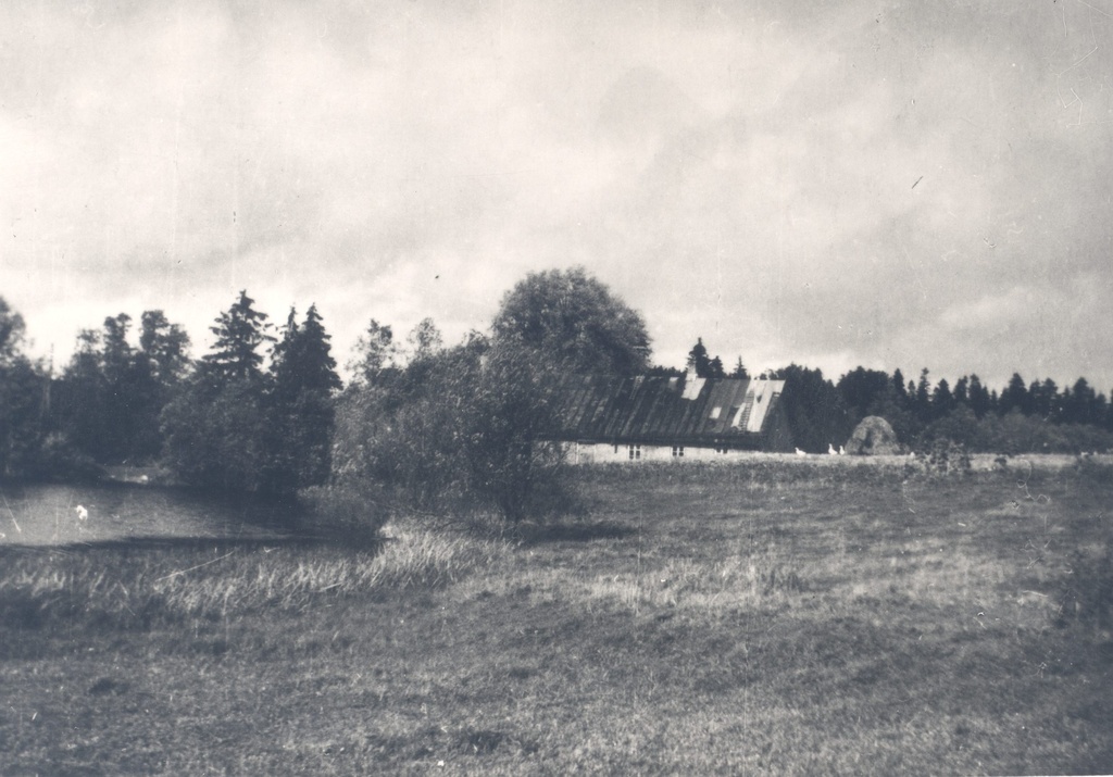Wound, Anna's birthplace Haavakivi washing in Kodavere.