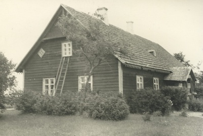 (a. Kitzberg) Pöögle Maie schoolhouse  duplicate photo